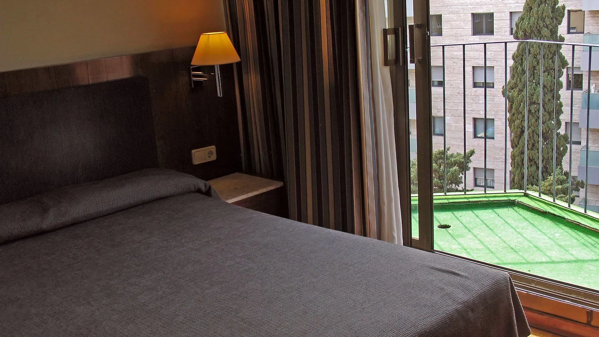 Hotel Pedralbes Barselona İspanya