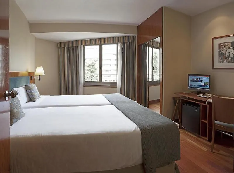 Hotel Pedralbes 바르셀로나 3*,